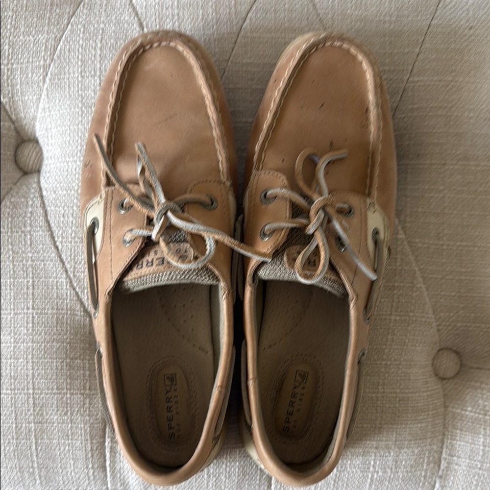 Sperry Tan Boat Shoes Classic Moccasin Style